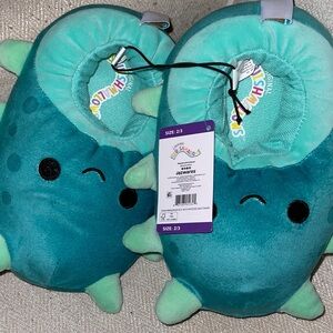 Squishmallows Teal and Mint Green Plush Slippers